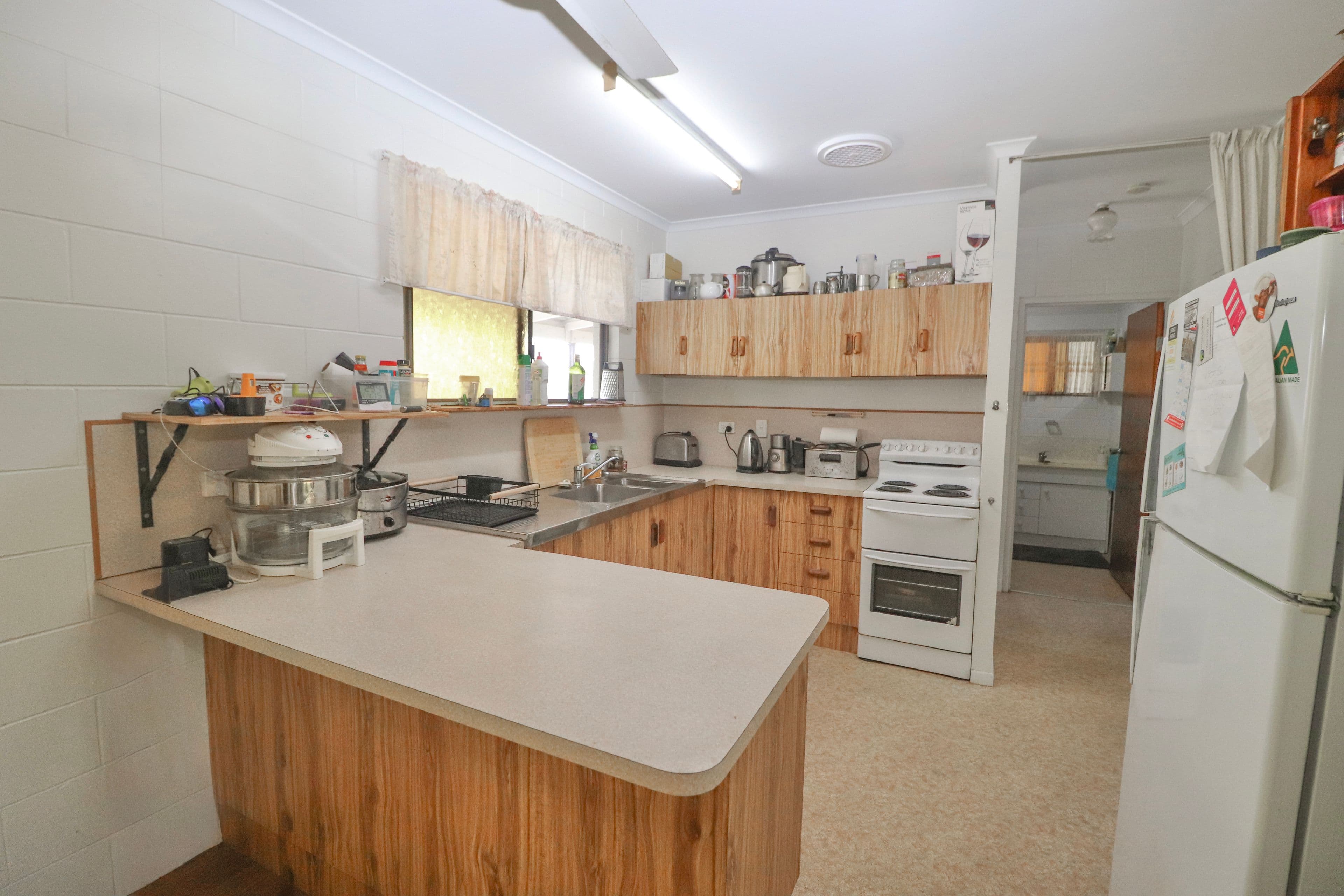 9 Carr Crescent, Lucinda QLD 4850, Lucinda - Thumbnail 2