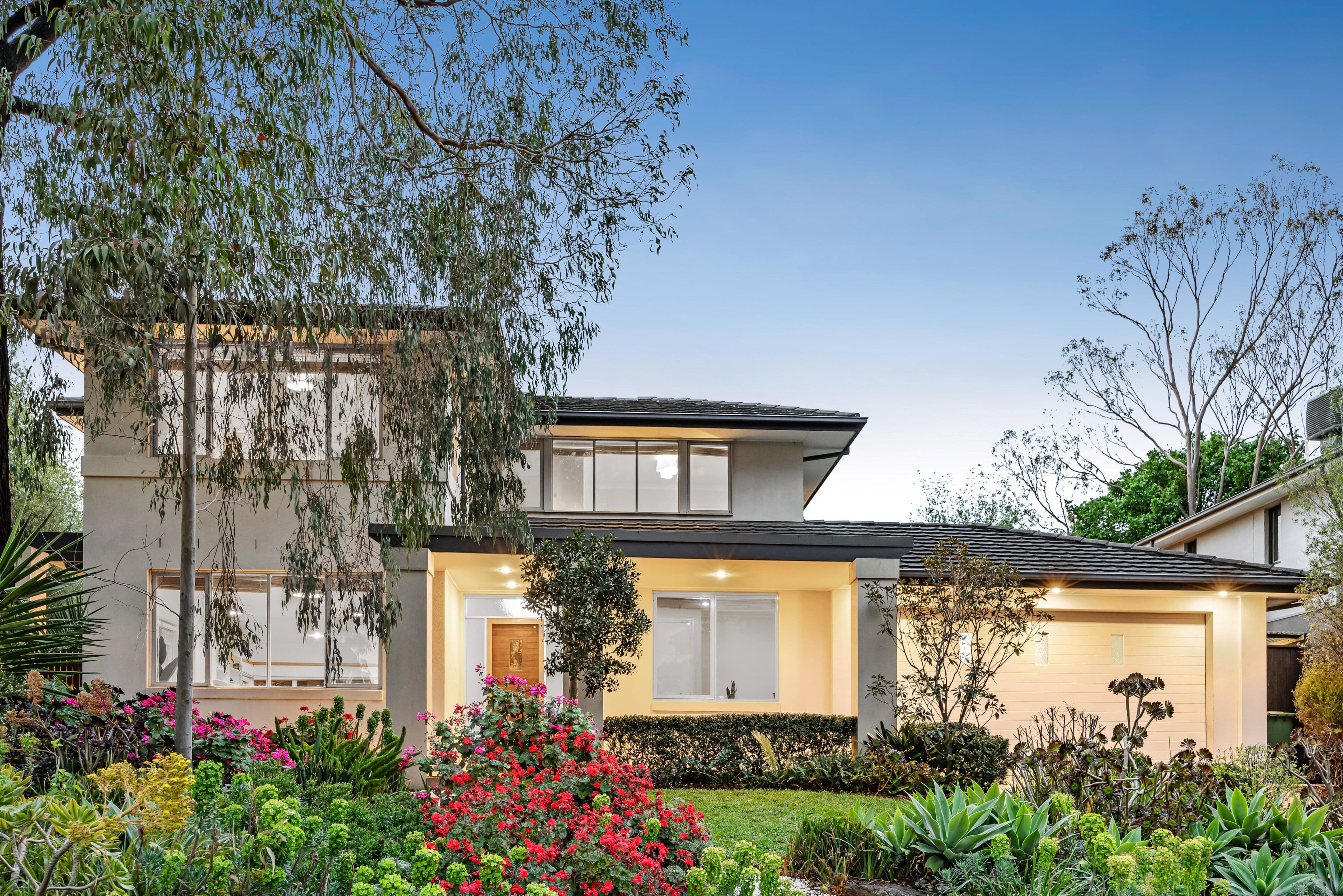 132 Ernest Jones Drive, Macleod VIC 3085, Macleod - Thumbnail 2