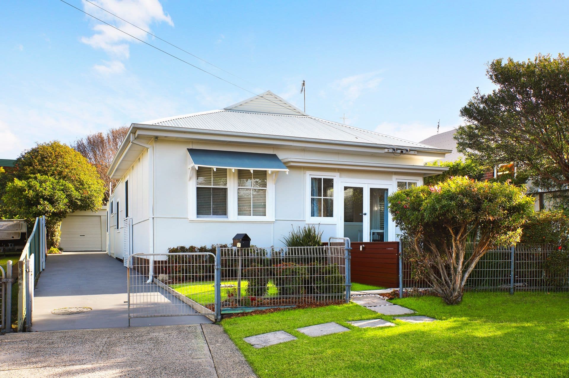 14 Boollwarroo Parade, Shellharbour NSW 2529, Shellharbour - Image 1