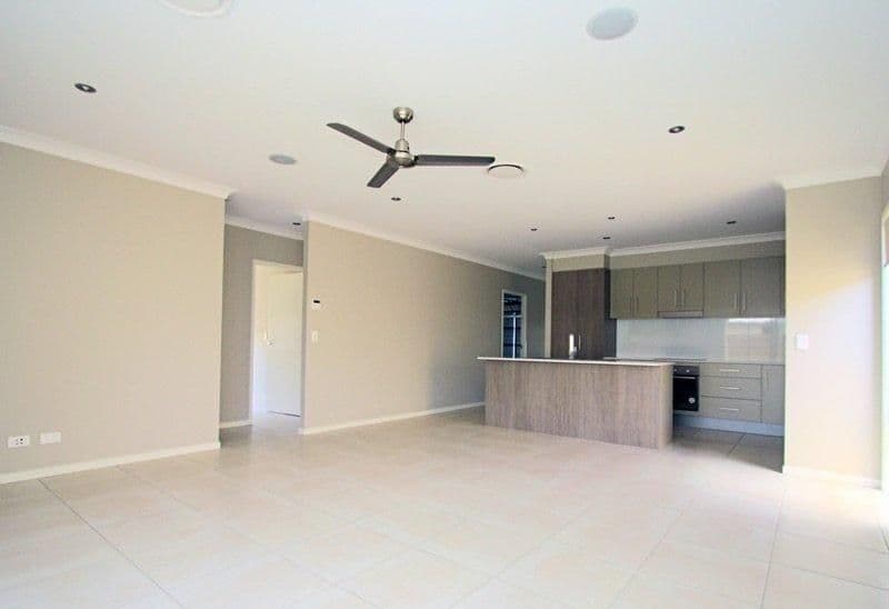 71 Cobblestone Avenue, Logan Reserve QLD 4133, Logan Reserve - Thumbnail 4