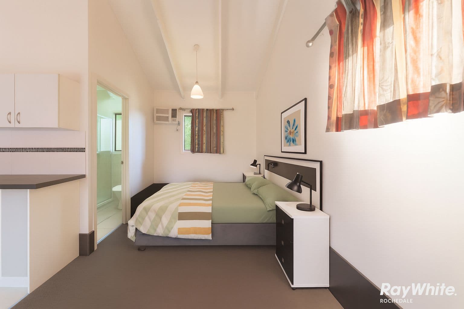 158 Greencamp Road, Wakerley QLD 4154, Wakerley - Thumbnail 3