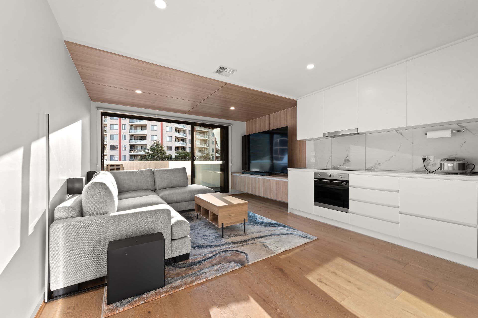 303/32 Mort Street, Braddon - Thumbnail 2