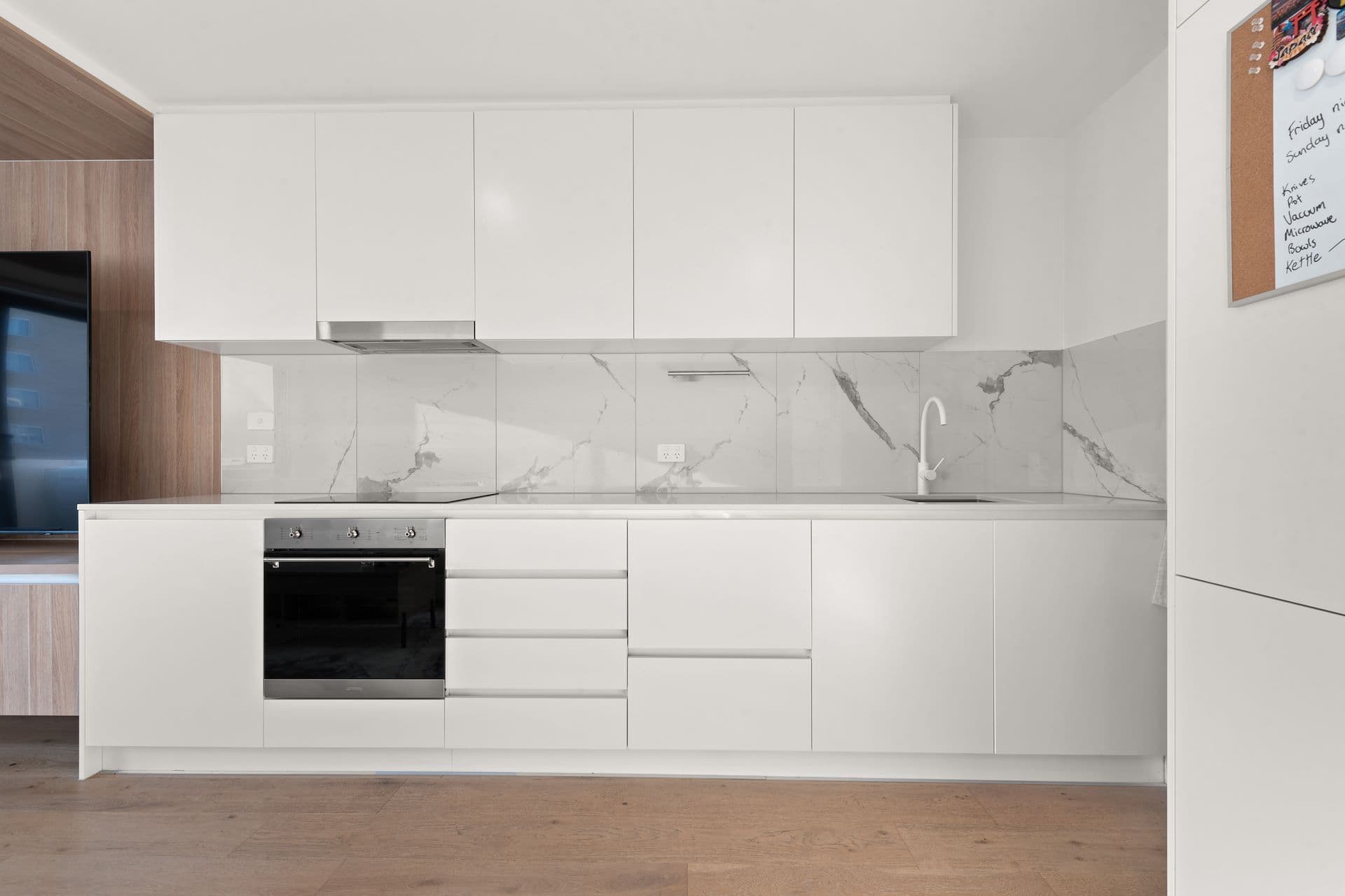 303/32 Mort Street, Braddon - Thumbnail 5