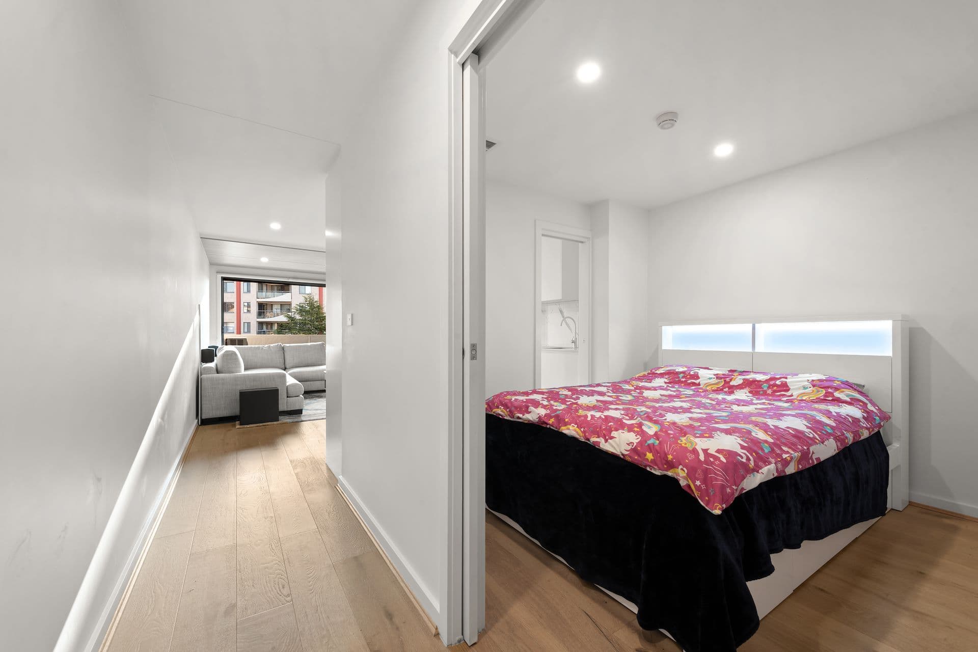 303/32 Mort Street, Braddon - Thumbnail 8