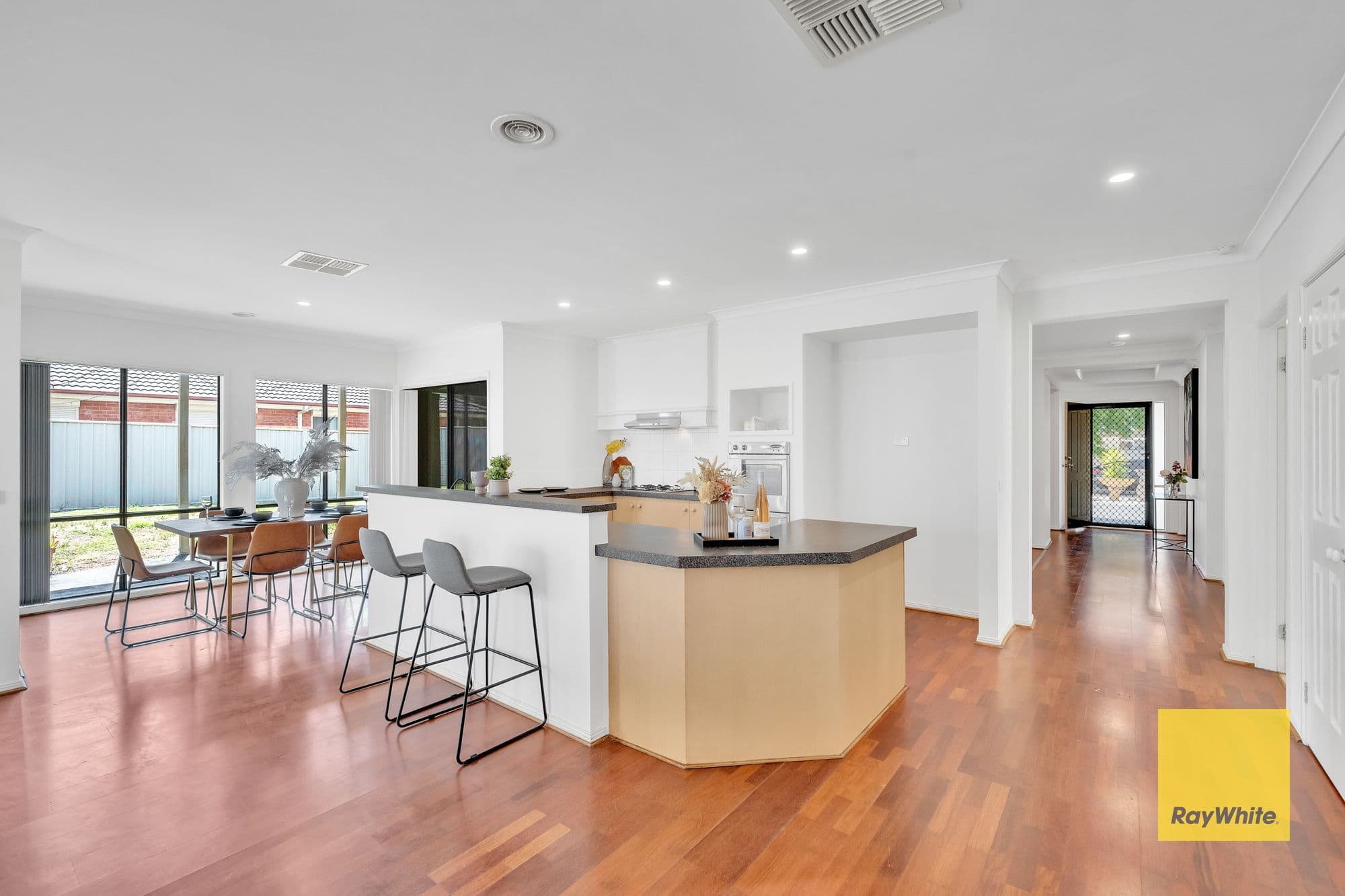 7 Hinchinbrook Close, Caroline Springs VIC 3023, Caroline Springs - Thumbnail 8