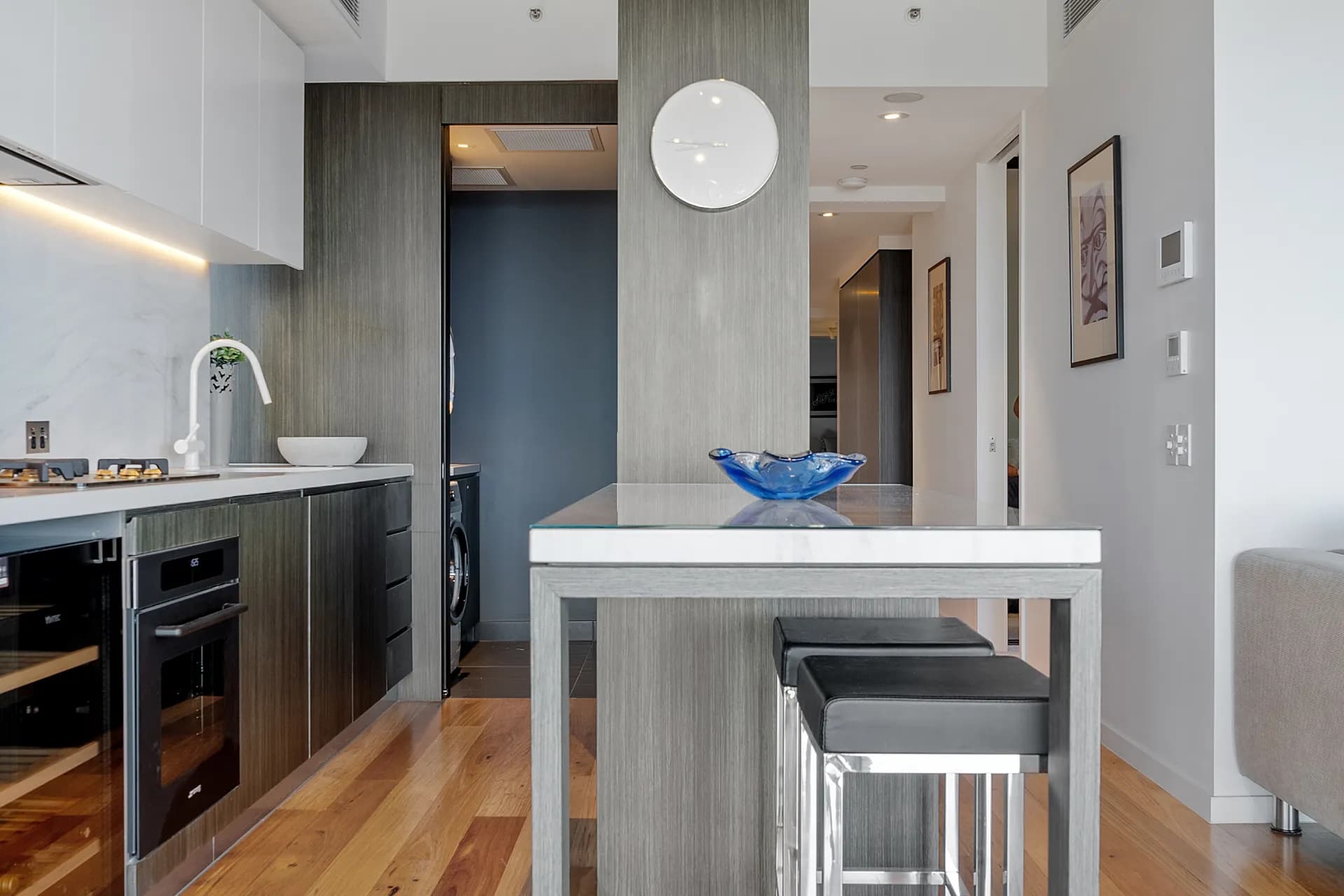 1601/82 Flinders Street, Melbourne - Thumbnail 8