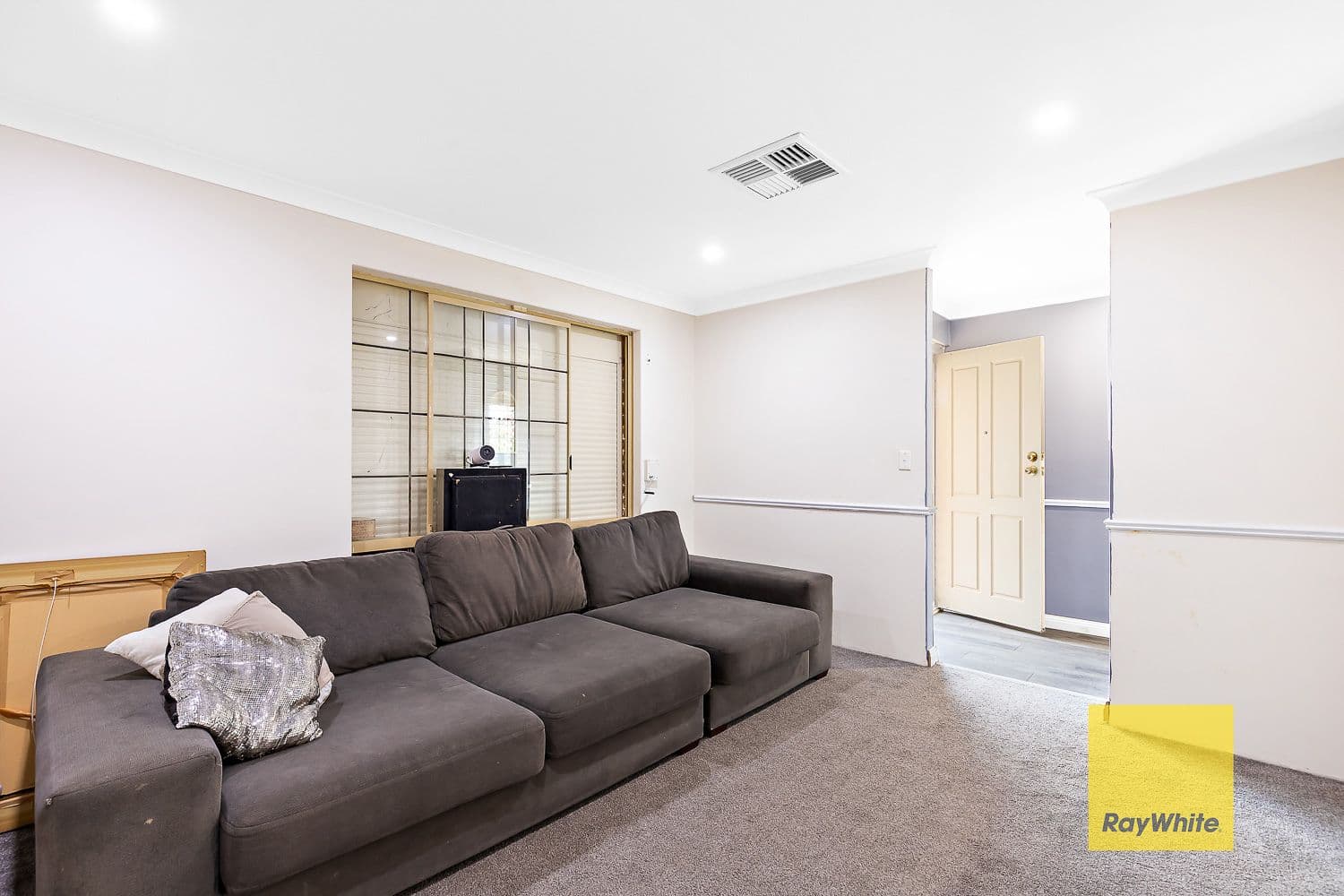60 Regal Drive, Thornlie WA 6108, Thornlie - Thumbnail 6