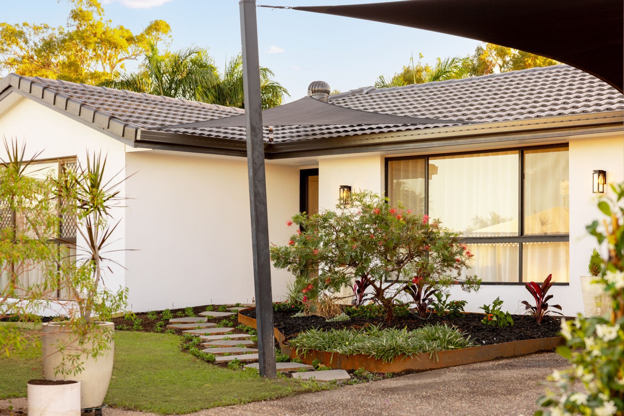 10 Erindale Court, Helensvale QLD 4212, Helensvale - Thumbnail 2