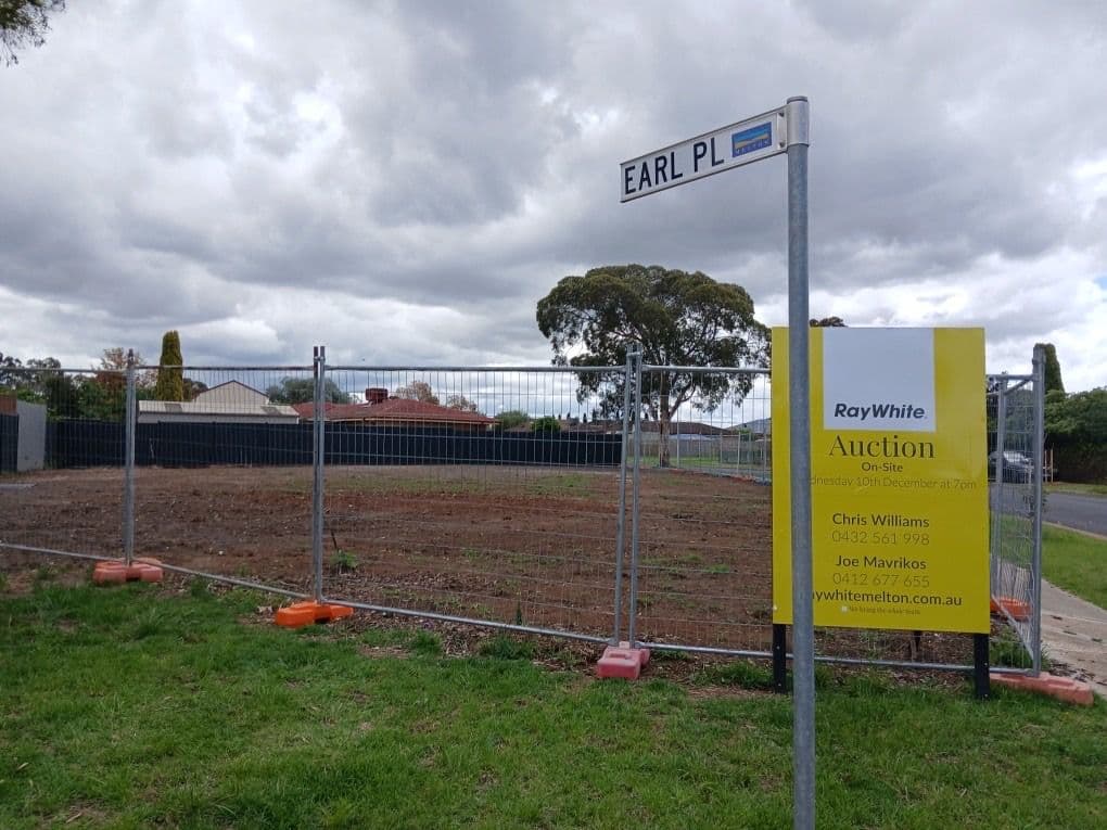 33 Argyll Circuit, Melton West VIC 3337, Melton West - Thumbnail 2