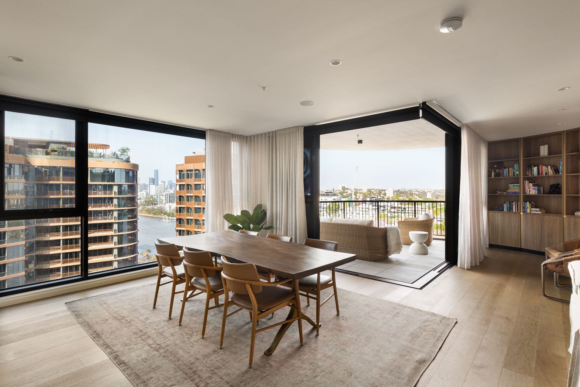 1304/3 Archer Street, Toowong QLD 4066, Toowong - Thumbnail 2