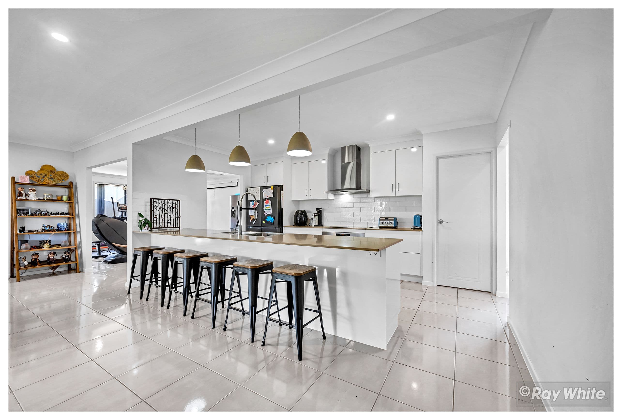 14 Connemara Drive, Kawana QLD 4701, Kawana - Thumbnail 8