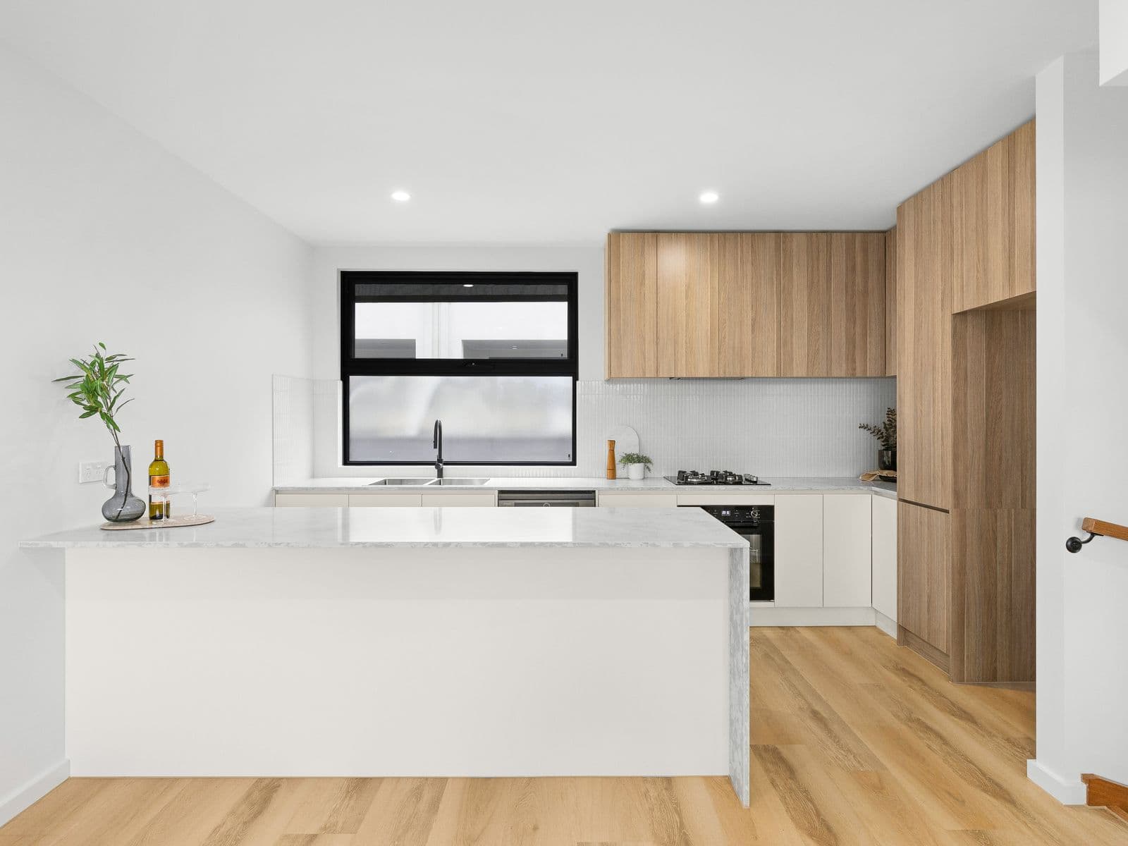 4 Eileen Street, Hadfield - Thumbnail 3