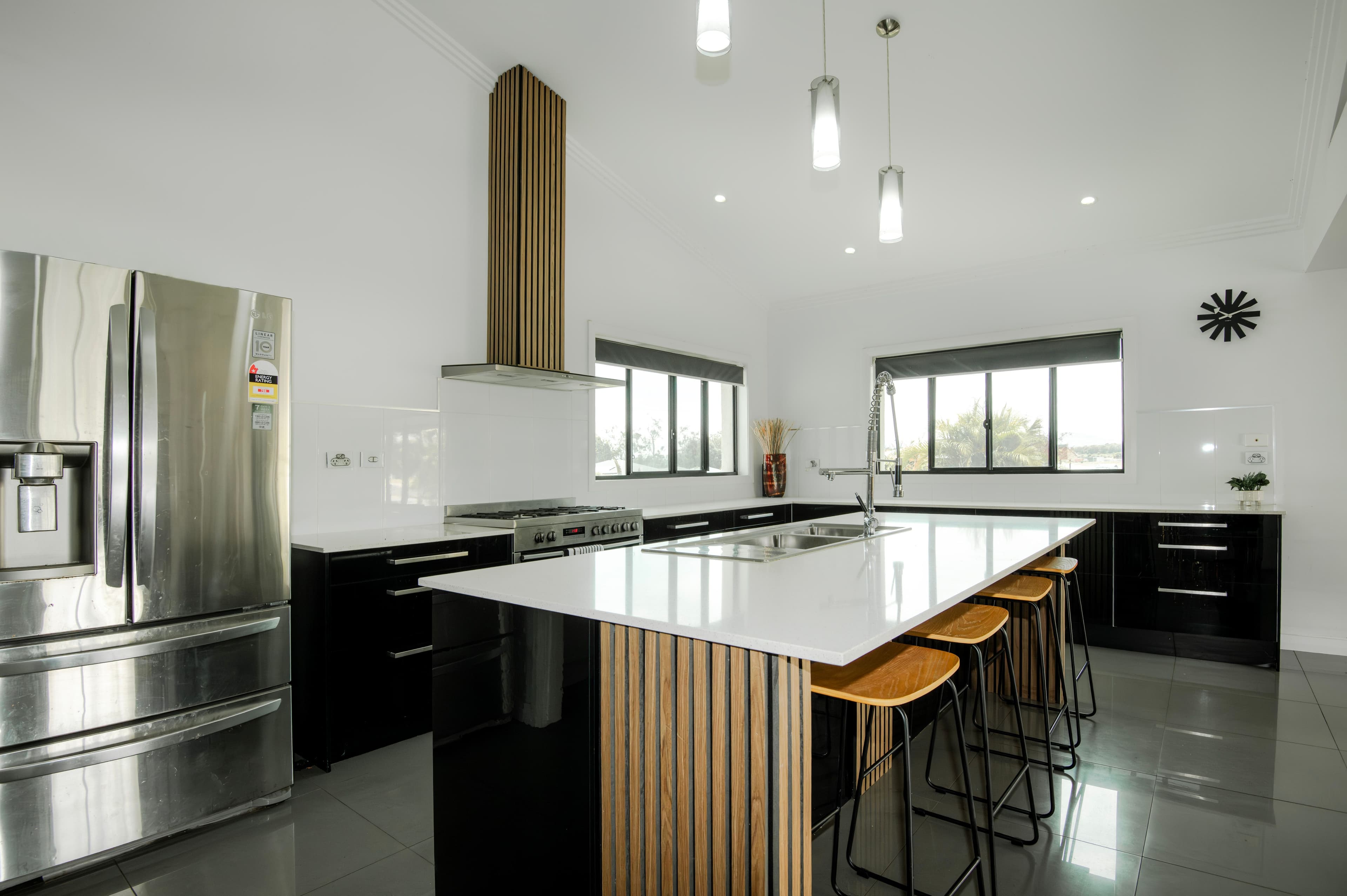 19 Alexandra Avenue, Biloela QLD 4715, Biloela - Thumbnail 3
