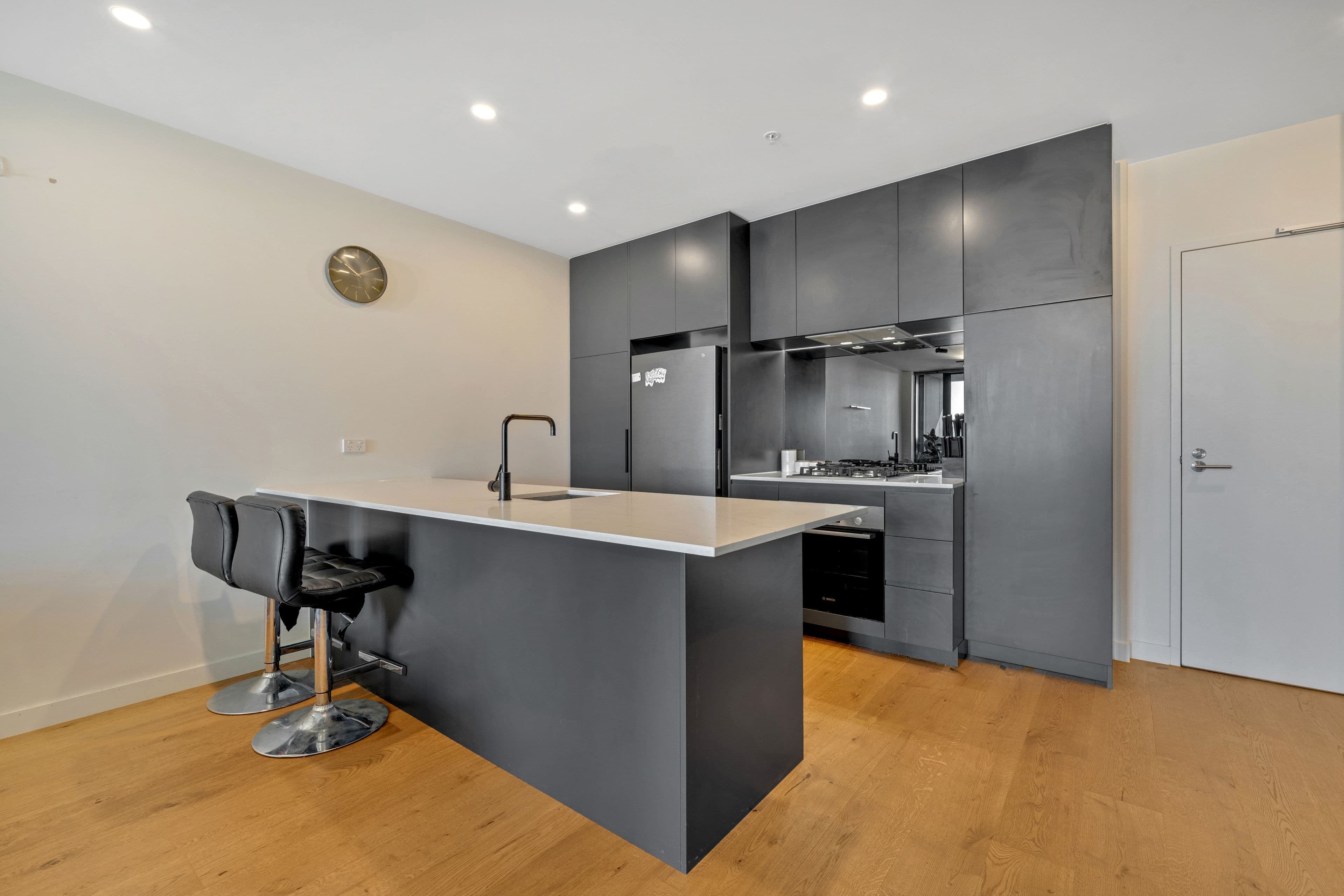 6 Joseph Road, Footscray VIC 3011, Footscray - Thumbnail 4