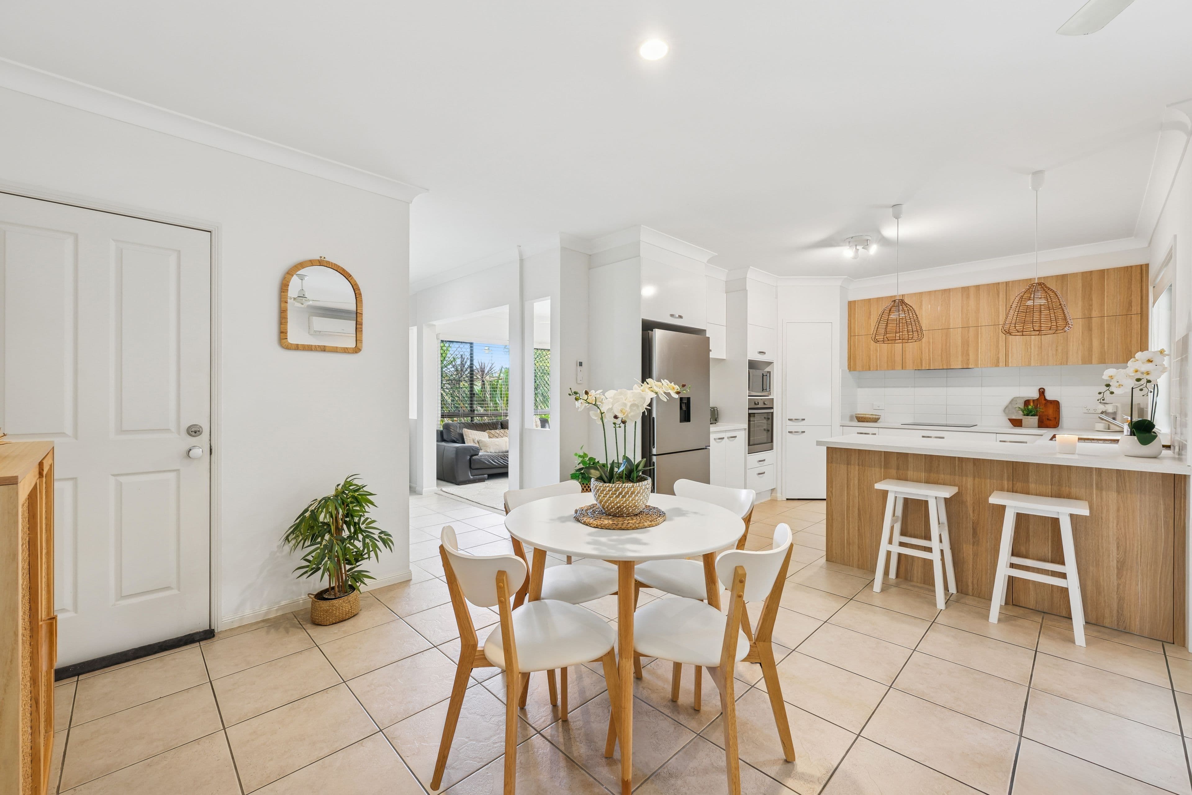 5 Rourke Street, Mudgeeraba QLD 4213, Mudgeeraba - Thumbnail 5