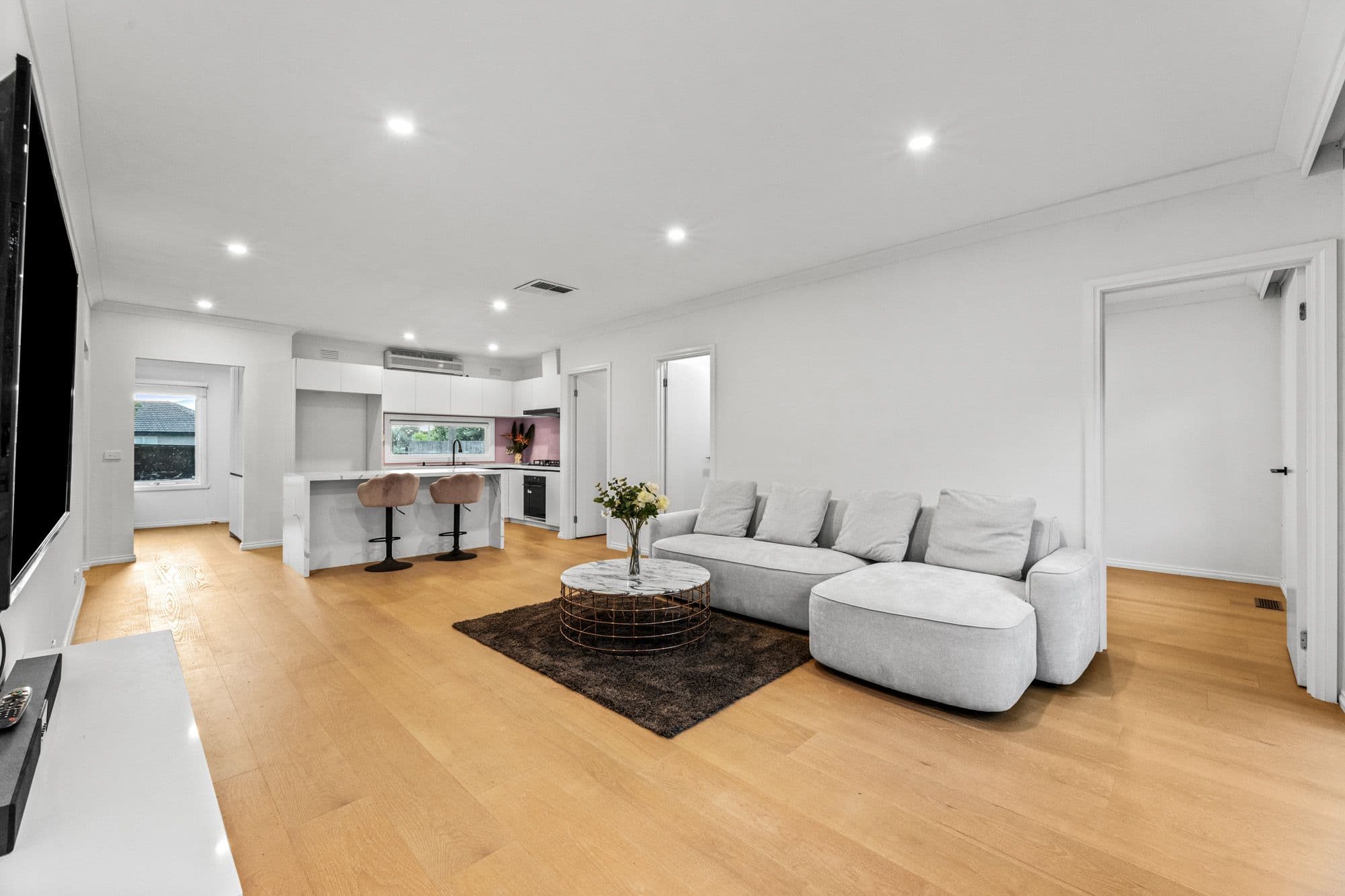 13 Simon Street, Blackburn North VIC 3130, Blackburn North - Thumbnail 2