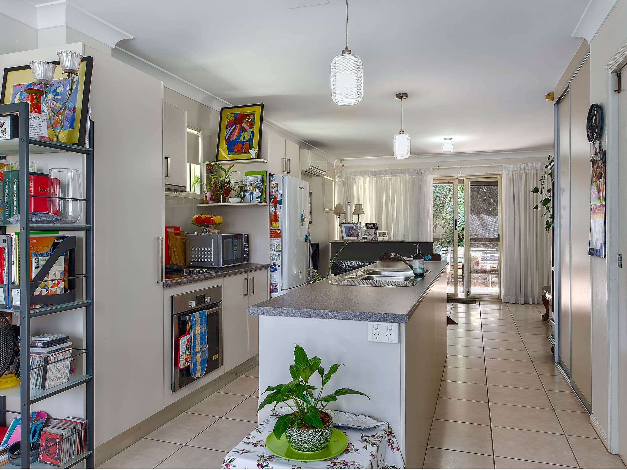 10 Crawford Avenue, Stafford QLD 4053, Stafford - Thumbnail 4