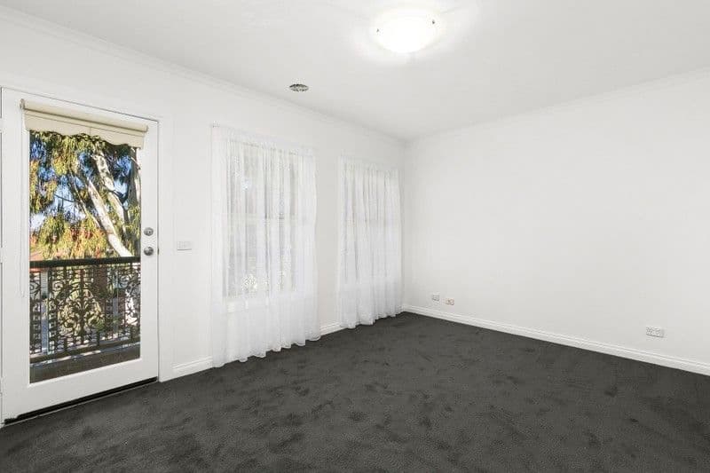 111 Gowanbrae Drive, Gowanbrae VIC 3043, Gowanbrae - Thumbnail 2