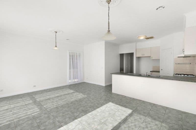 111 Gowanbrae Drive, Gowanbrae VIC 3043, Gowanbrae - Thumbnail 4