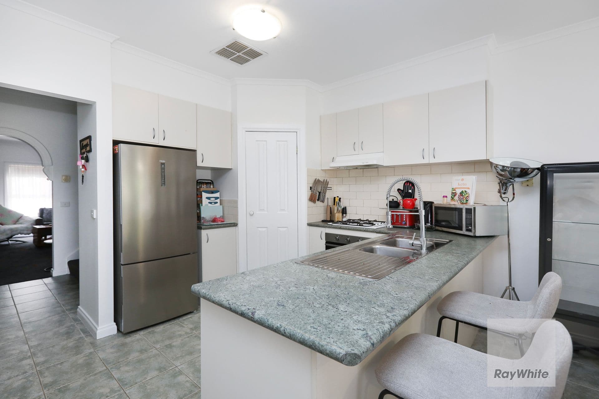 111 Gowanbrae Drive, Gowanbrae VIC 3043, Gowanbrae - Thumbnail 5