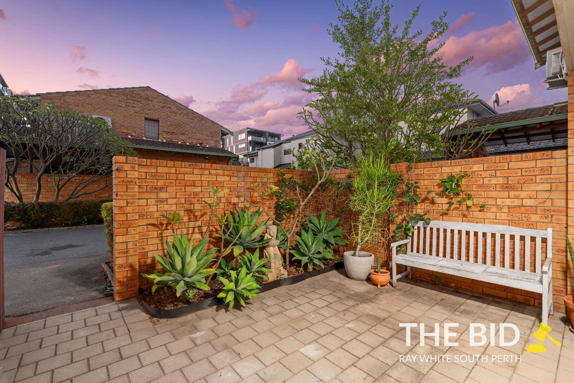 90 Robert Street, Como WA 6152, Como - Thumbnail 5