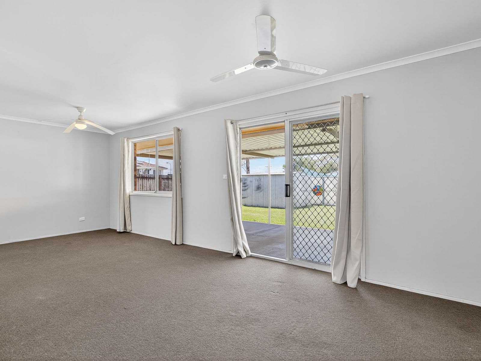 324 Stanley Street, Strathpine - Thumbnail 4