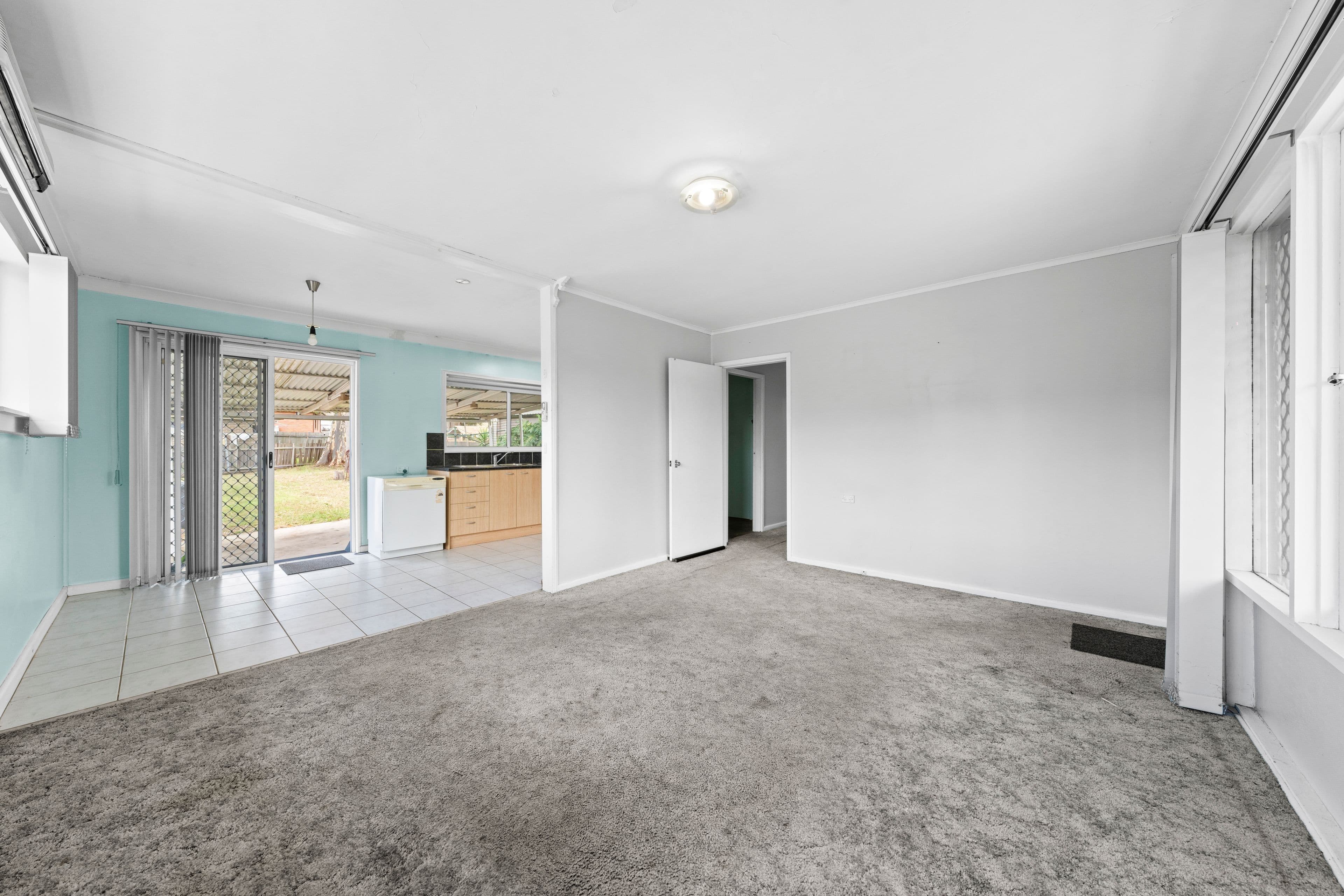 18 Boonoke Crescent, Miller NSW 2168, Miller - Thumbnail 2