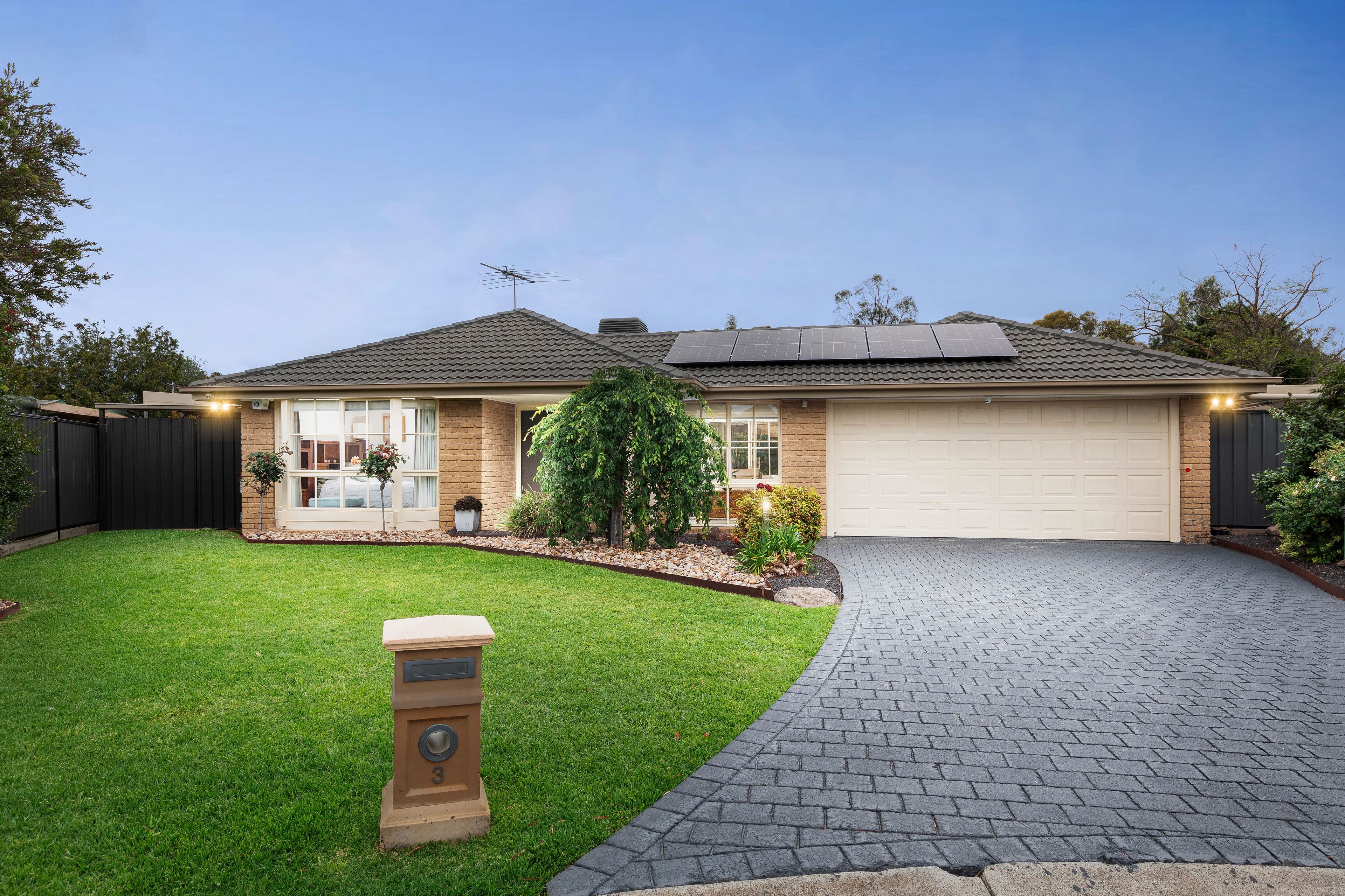3 Troon Court, Sunbury VIC 3429, Sunbury - Image 1