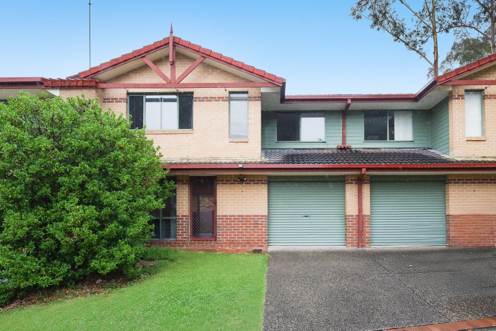 18 Batchworth Road, Molendinar - Image 1