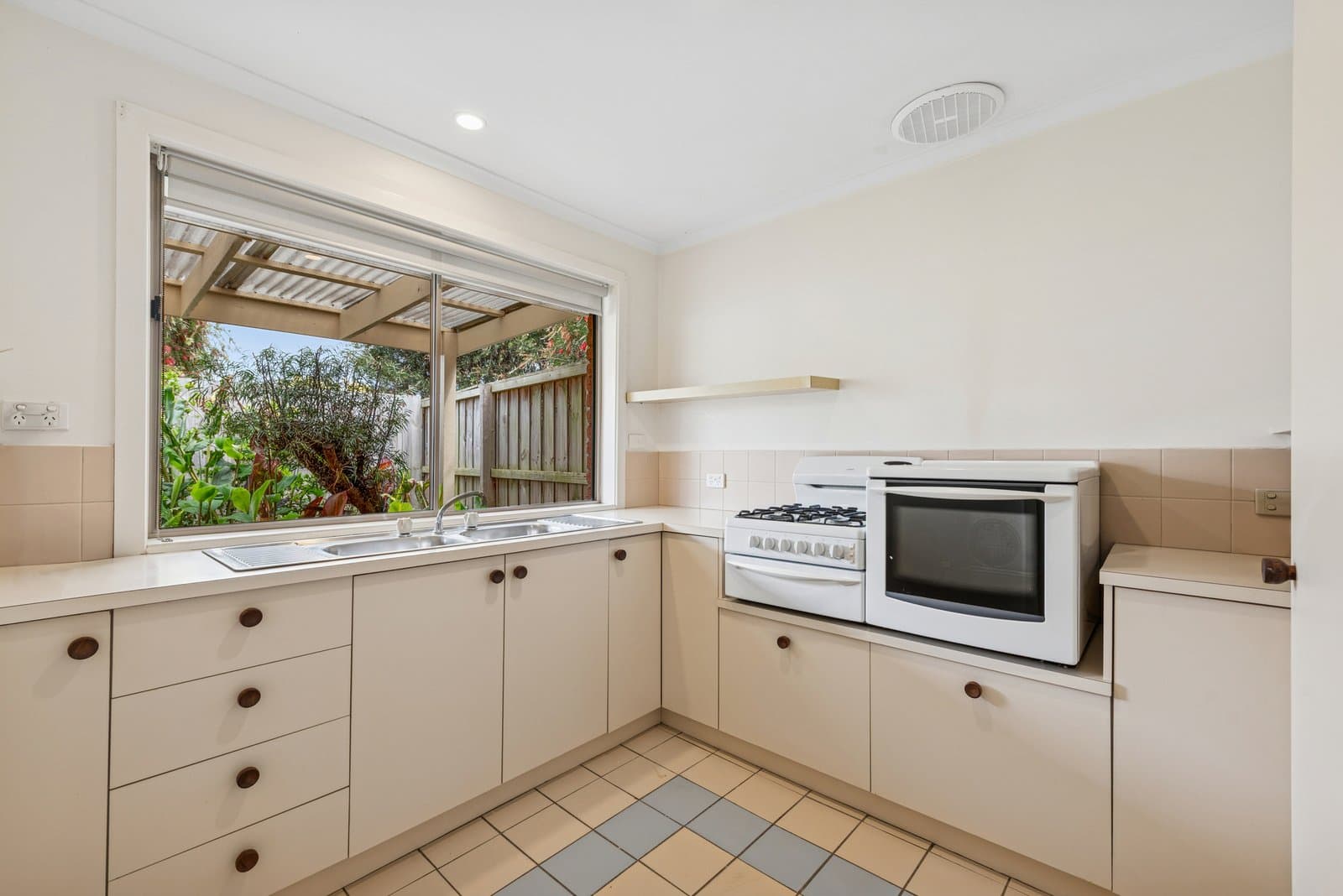 18/52-70 Centre Dandenong Road, Dingley Village, Dingley Village - Thumbnail 6
