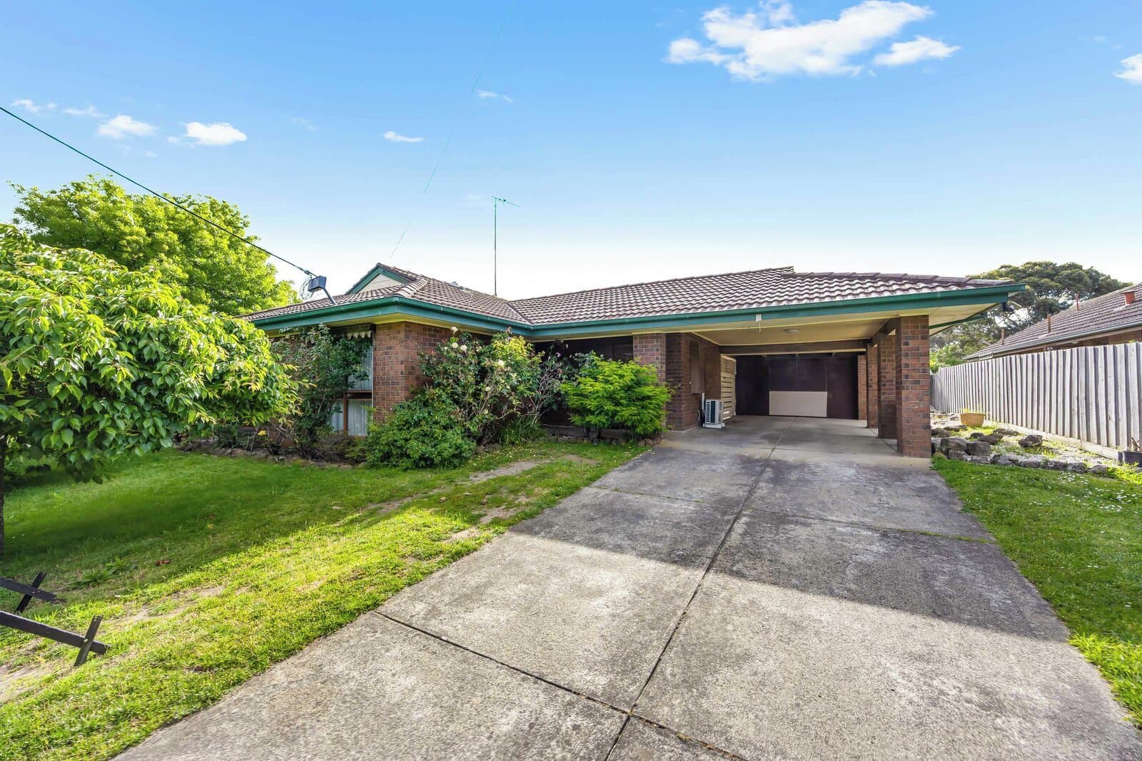 3 Cedar Avenue,
                        
                    
                    
                        
                            Alfredton, Alfredton - Thumbnail 3