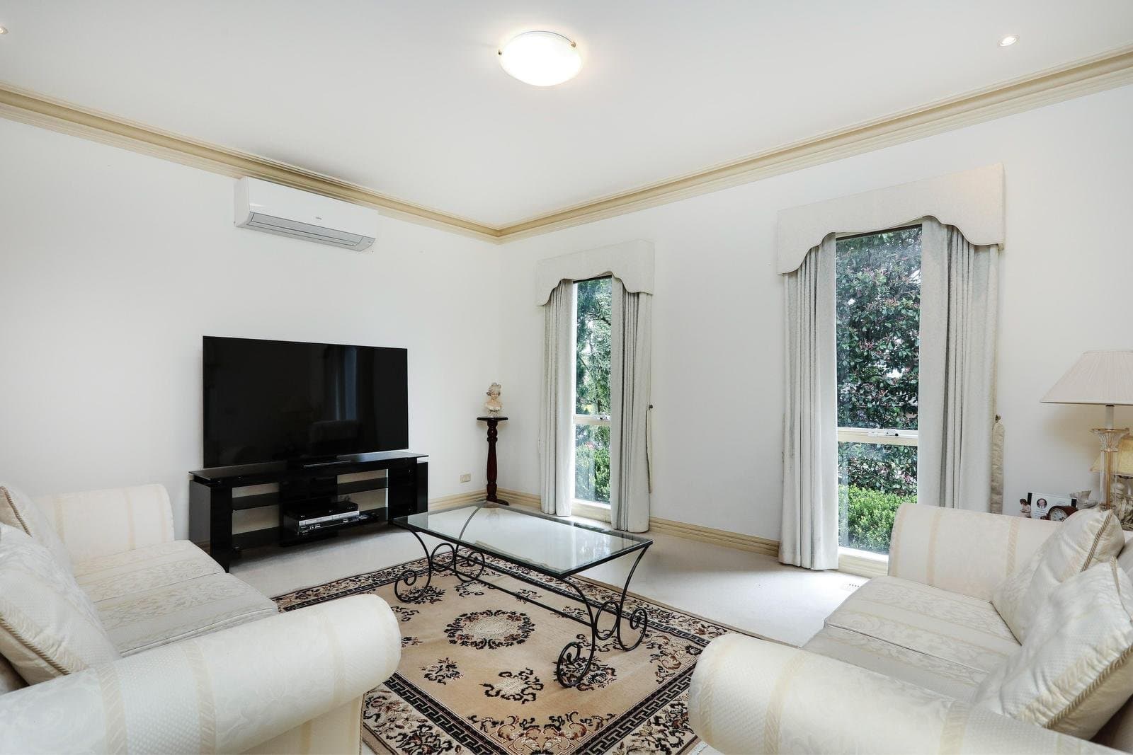 35 Hopkins Avenue, Keilor VIC 3036, Keilor - Thumbnail 2