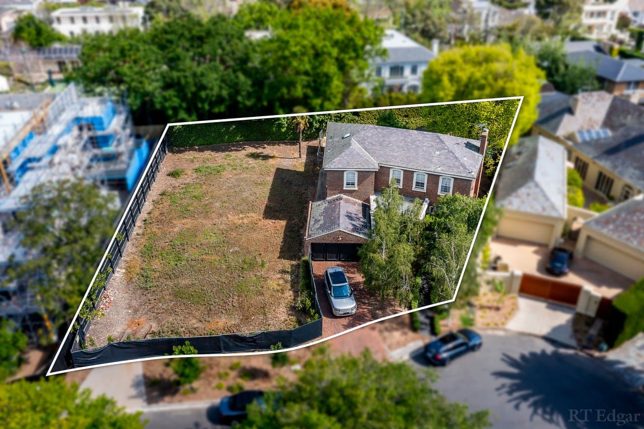 3-4 Montrose Court, Toorak, VIC 3142, Toorak - Thumbnail 6