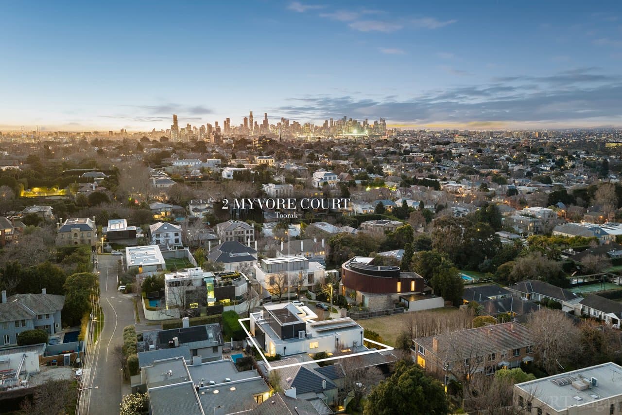 2 Myvore Court, Toorak, Toorak - Thumbnail 2