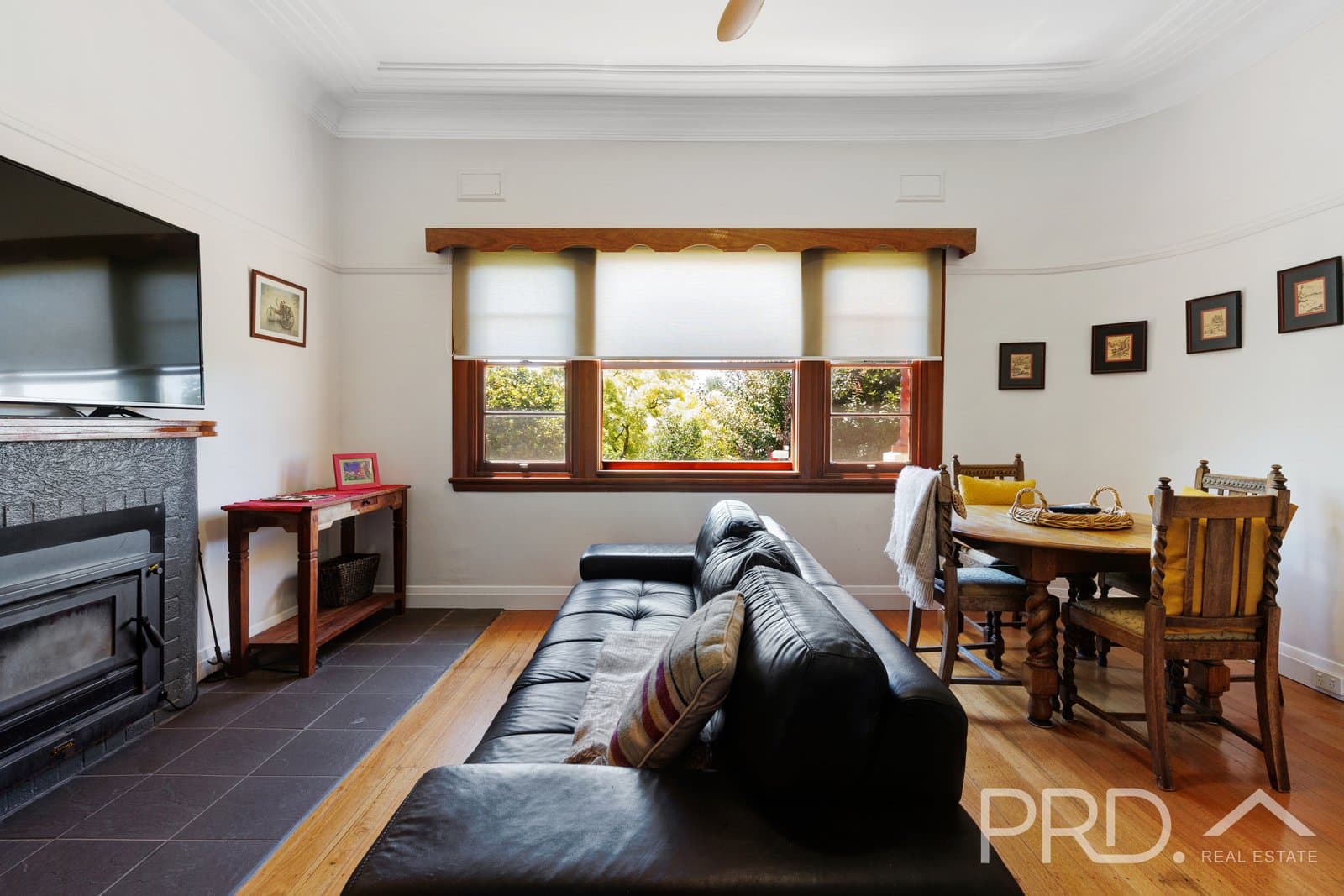 16 Eurabbie Street, BATLOW NSW 2730, Batlow - Thumbnail 3