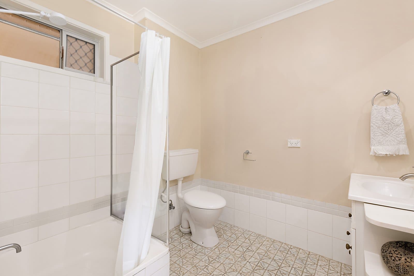 4/29 Coolangatta Road, COOLANGATTA QLD 4225, Coolangatta - Thumbnail 8