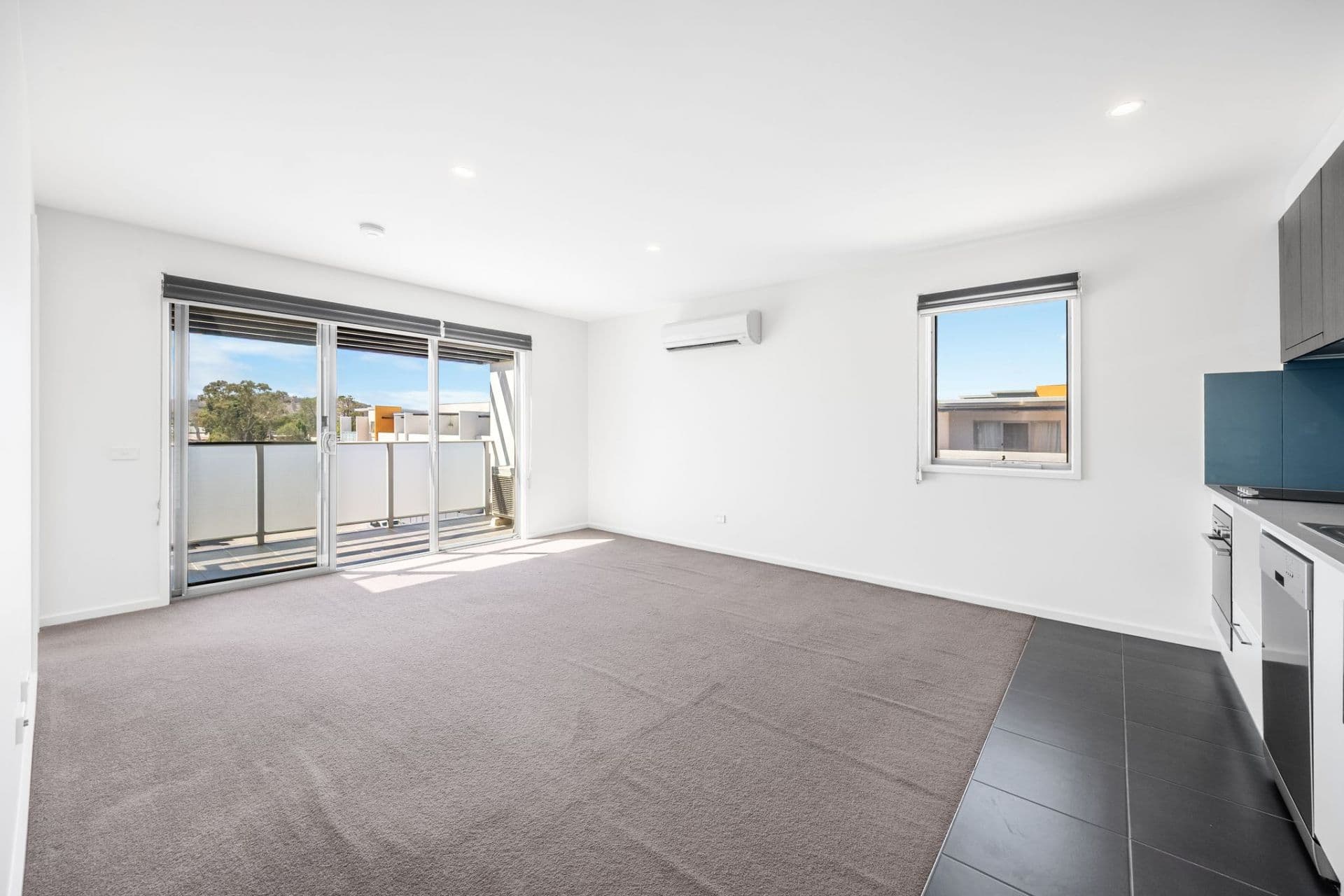 46/236 Flemington Road, Harrison, Harrison - Thumbnail 2