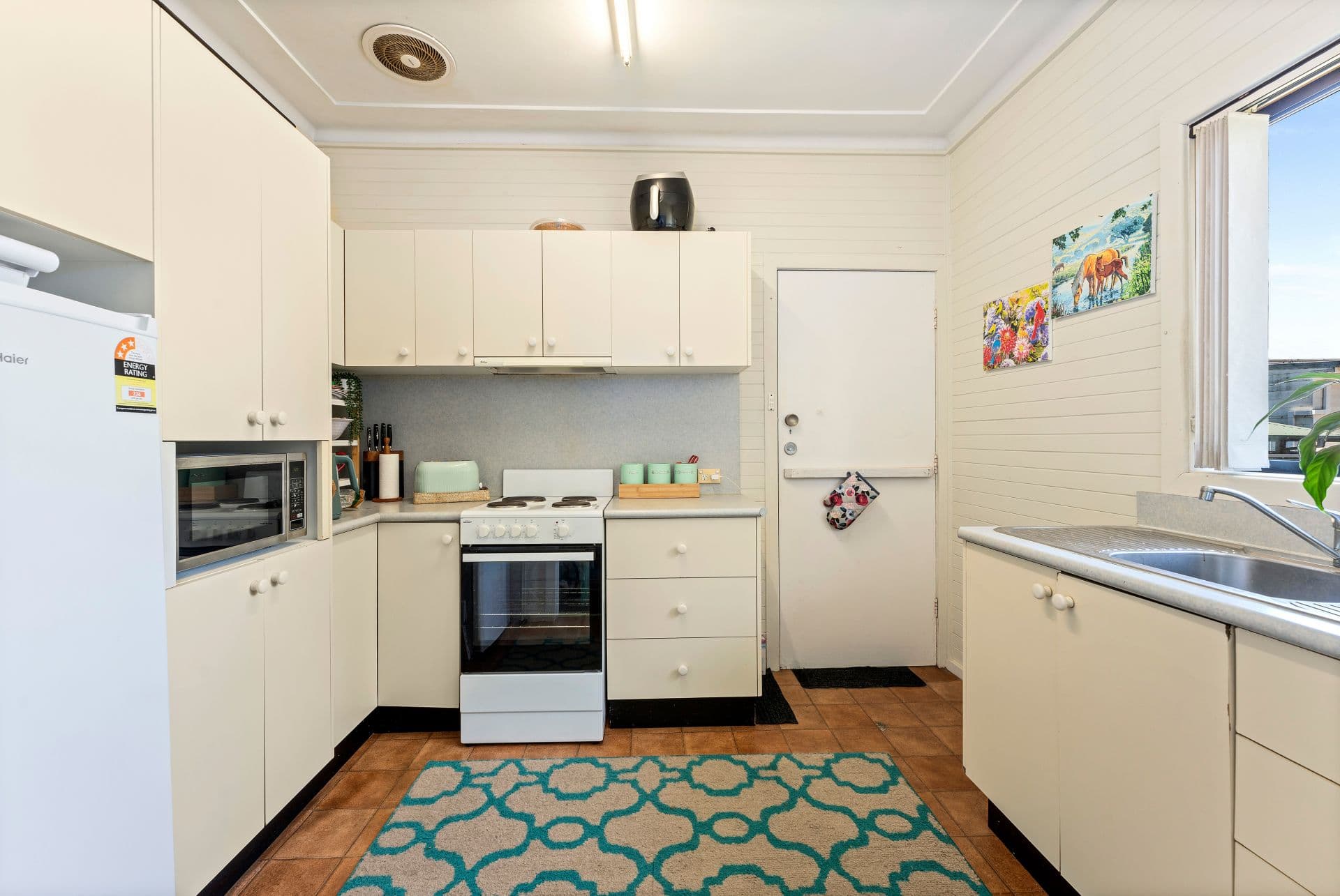 14 Bukari Street, West Wollongong - Thumbnail 4