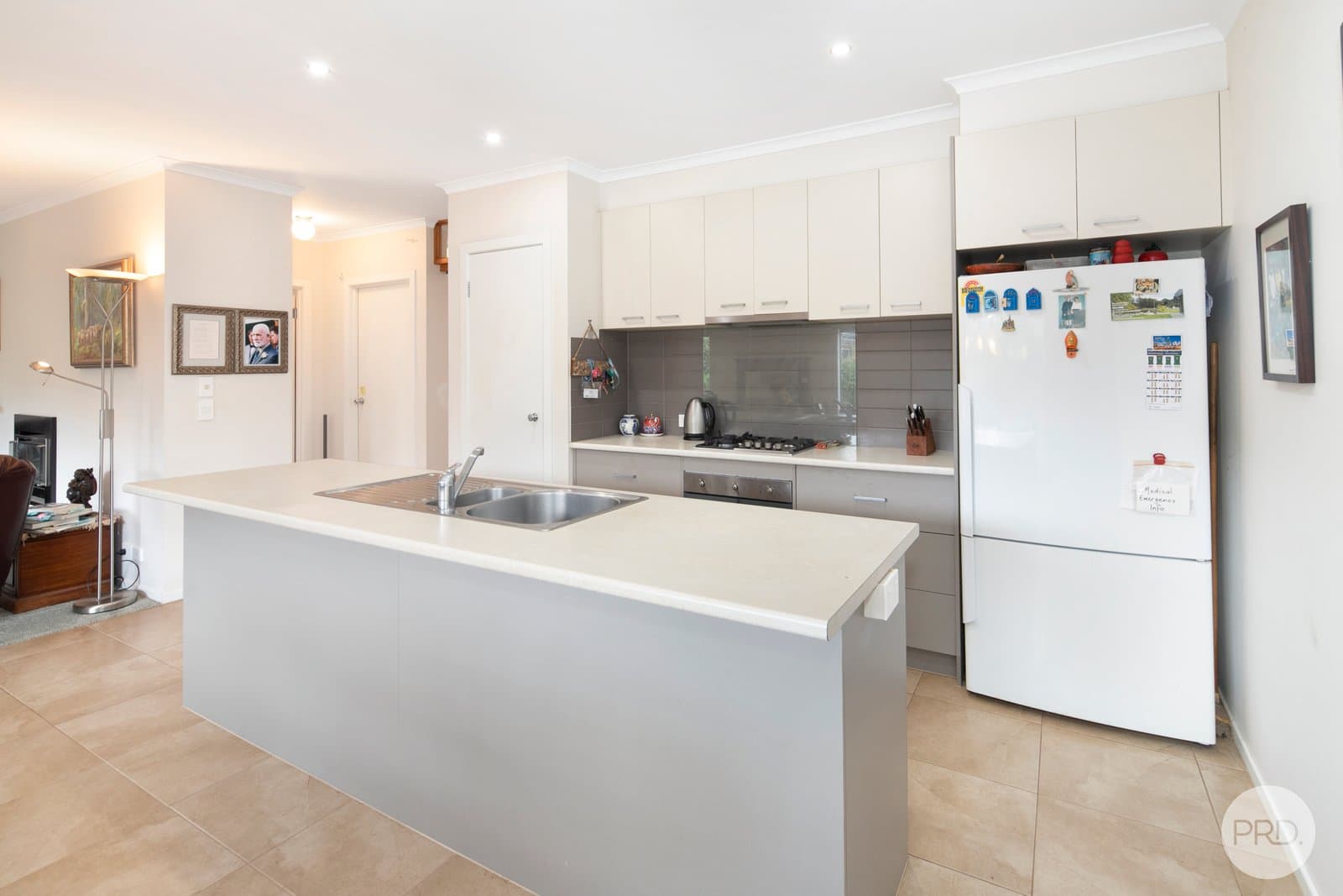 4 Orchid Court, BEAUFORT VIC 3373, Beaufort - Thumbnail 3