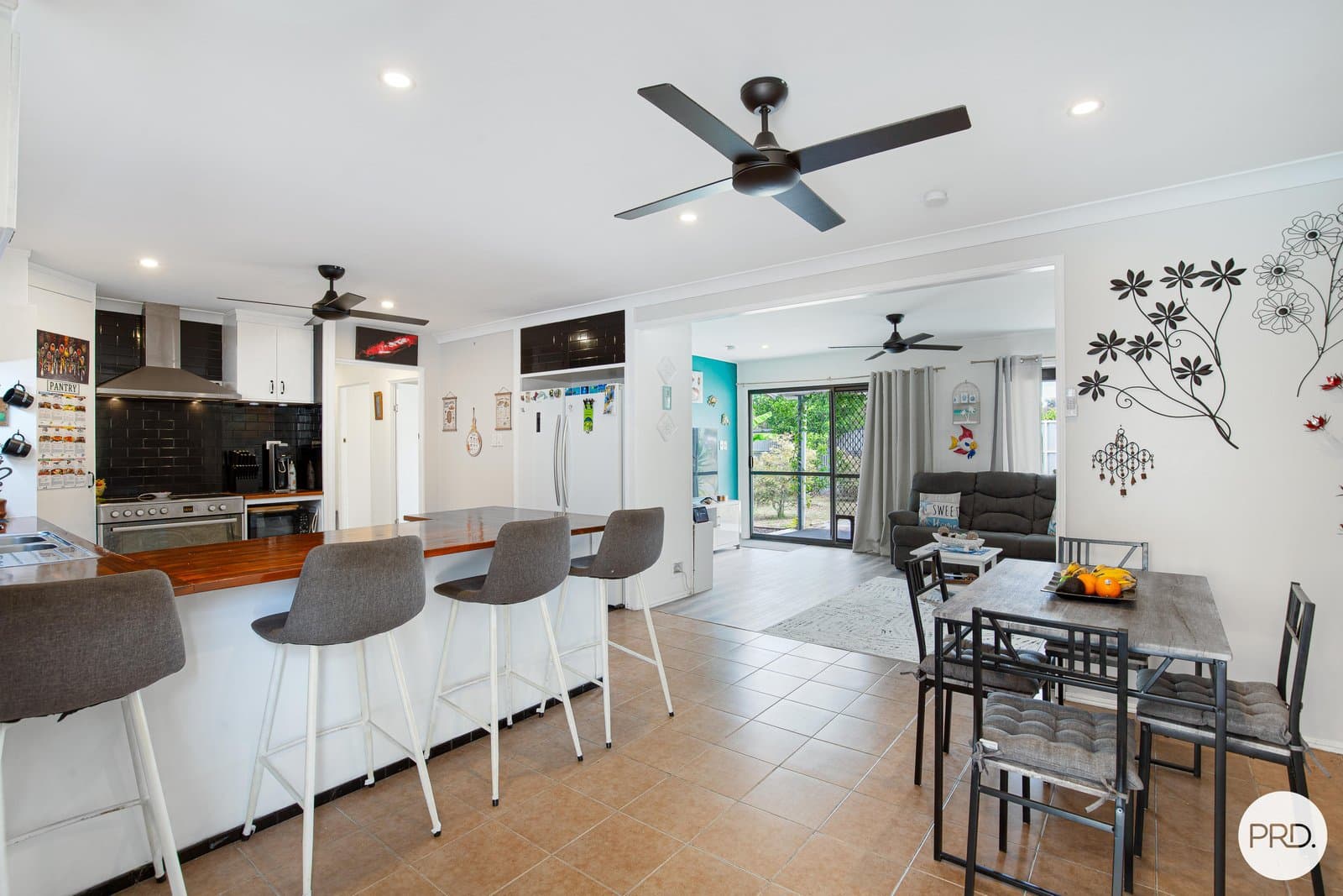 24 Downie Avenue, BUCASIA QLD 4750, Bucasia - Thumbnail 7