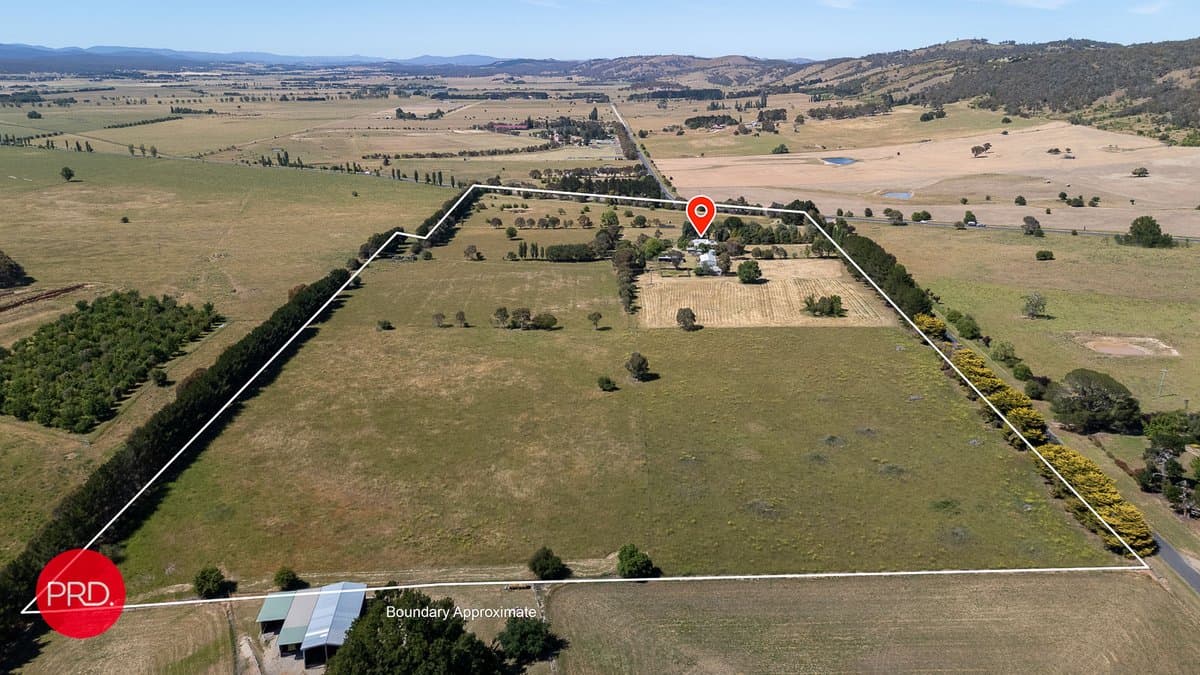 8 Lake Road, BUNGENDORE NSW 2621, Bungendore - Thumbnail 3