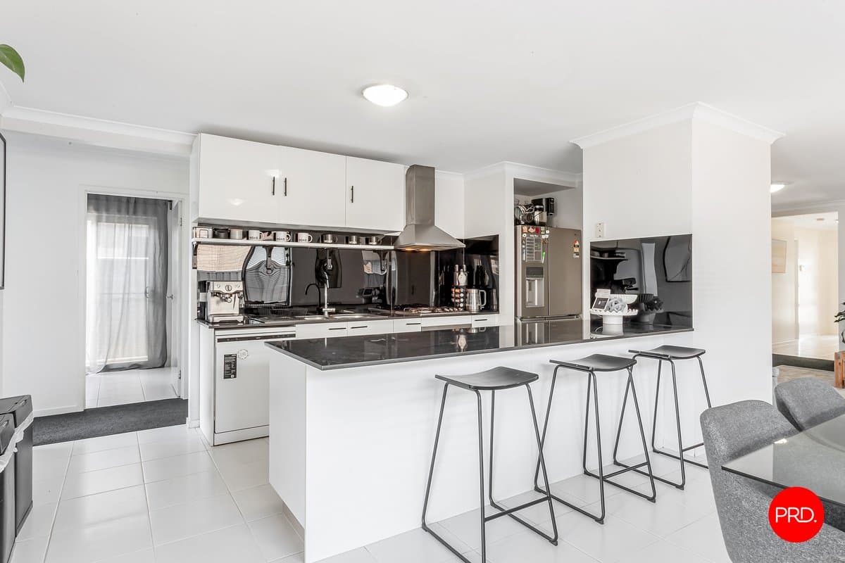 13 Saltbush Street, JACKASS FLAT VIC 3556, Jackass Flat - Thumbnail 2