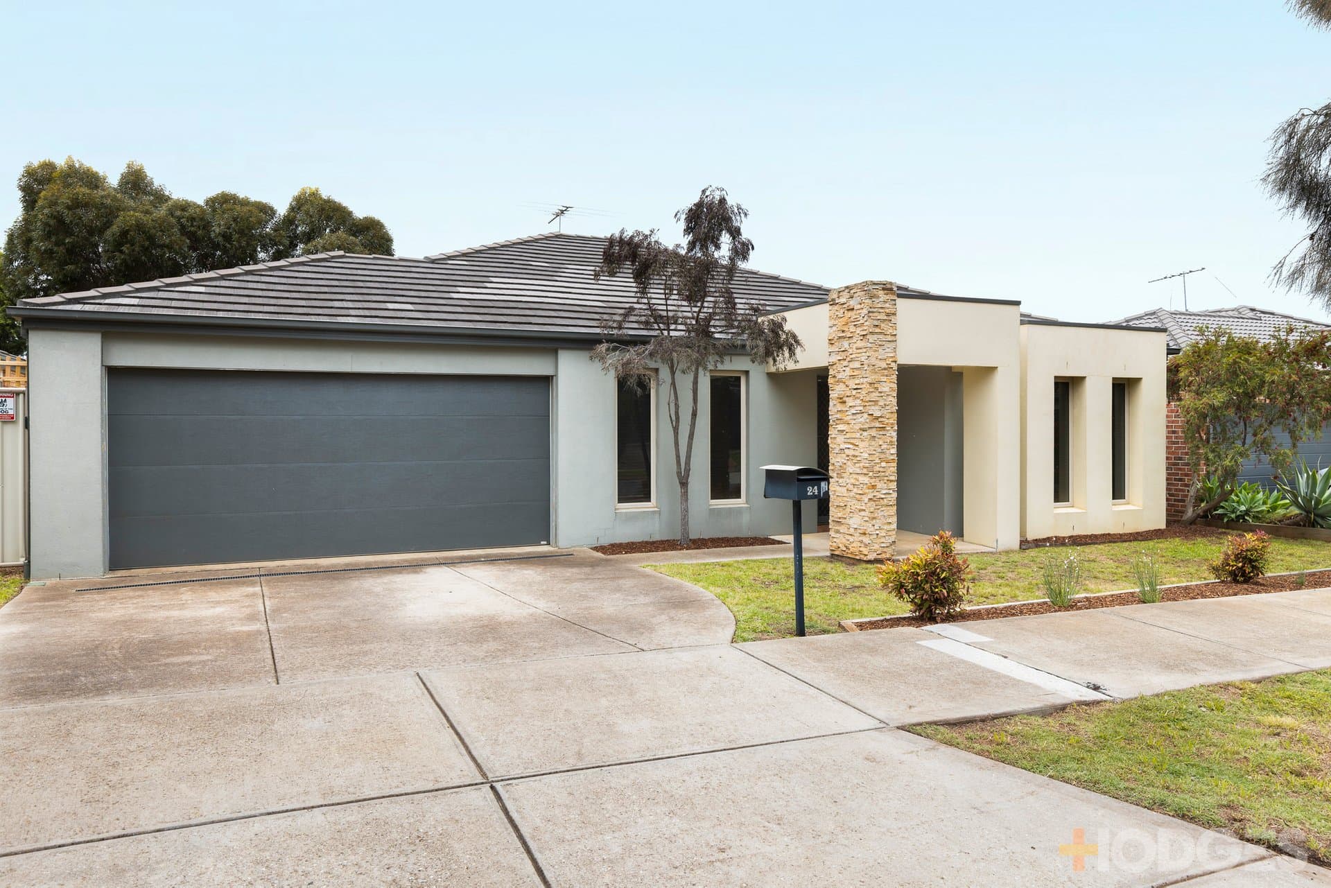 24 Mallow Street, Brookfield - Image 1