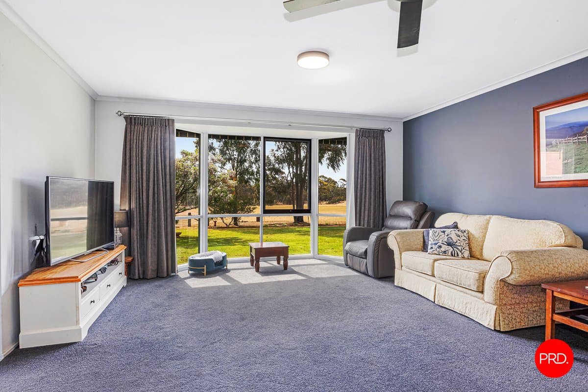 11 Forest Drive, MARONG VIC 3515, Marong - Thumbnail 4