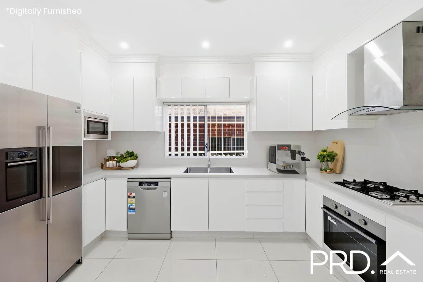 15 Richardson Avenue, PADSTOW NSW 2211, Padstow - Thumbnail 3