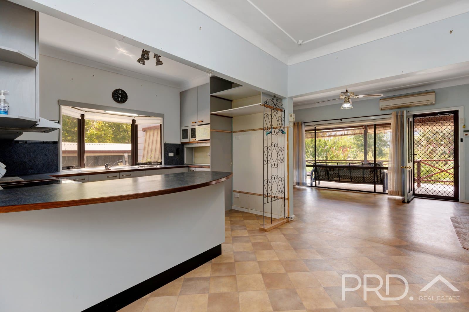 31 Pether Street, TALBINGO NSW 2720, Talbingo - Thumbnail 2