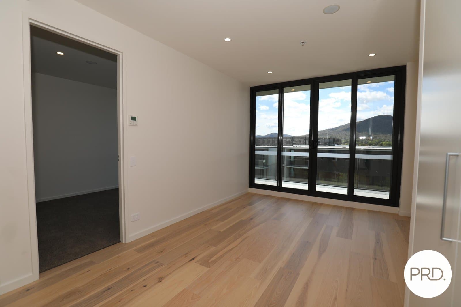 717/61 Cooyong Street, BRADDON ACT 2612, Braddon - Thumbnail 2