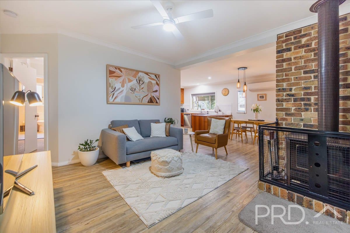 4 Travers Street, ADELONG NSW 2729, Adelong - Image 1