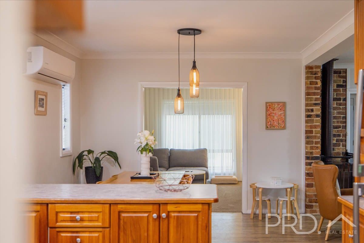 4 Travers Street, ADELONG NSW 2729, Adelong - Thumbnail 5