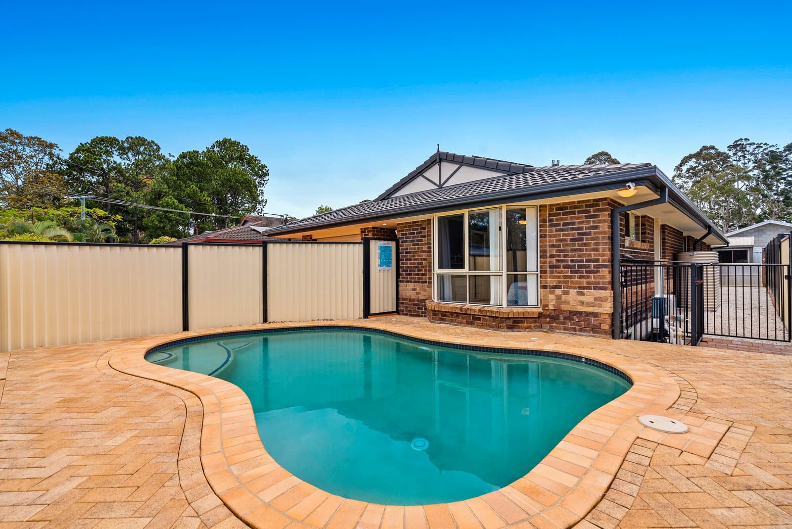 27 Elizabeth Street, CURRUMBIN WATERS QLD 4223, Currumbin Waters - Thumbnail 4